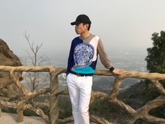 -鬼笑石后山停车场