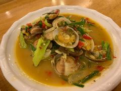 -J Daeng Seafood