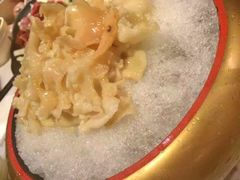 -鲜入围煮花胶鸡海鲜火锅