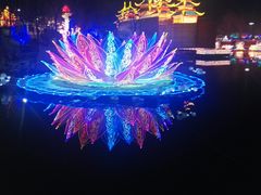 -淄博花灯齐彩城