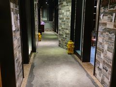 -琥珀老六龙虾(四里河店)