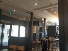-星巴克臻选(威海威高广场店)