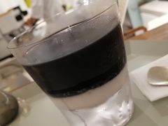 白加黑-茶是一枝花泡茶店