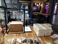 -焙丽拾光(麦凯乐直营店)