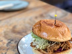 手撕猪肉汉堡-RAC BAR(安福路店)