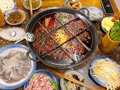 屠宰场鲜毛肚-艾嬢七八九老火锅(37年李子坝店)