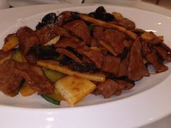 -鑫巴蜀小镇 · 水煮鱼专研店(玉桥店)