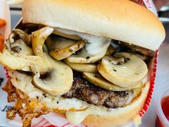 蘑菇牛肉汉堡-FATBURGER 特富客汉堡(外交公寓店)