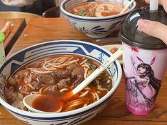 -鑫花溪牛肉米粉(印象水街都心荟店)