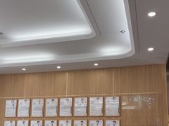 -上海仁爱医院口腔科 · 种植