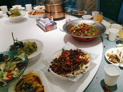 -巴特餐饮6加1音乐餐吧·新疆菜