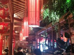 大堂-野山舂·贵州现舂酸汤火锅(鸿通城店)