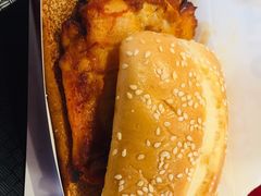新奥尔良烤鸡腿堡-肯德基(中心书城店)