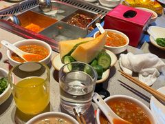 -海底捞火锅(宝龙广场夜宵主题店)