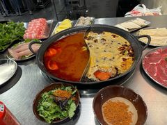 -鹿鸣山草本茶香火锅(园西路店)
