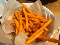 -JINNS锦时 steak&pizza(浸信会礼拜堂旧址店)
