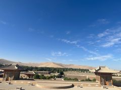 -敦煌山庄摘星阁