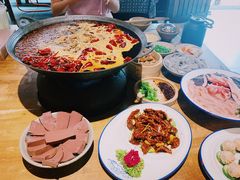 -白乐天毛肚火锅馆(解放碑店)