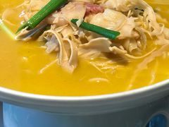 咸肉烧纸片笋-雀蓝川菜(奥体广场店)