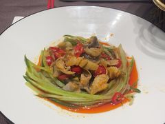 -香山湖家家宴(中山陵店)