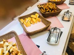 -山明水秀大饭店