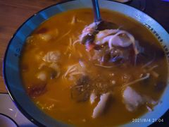 -临界音乐酒馆·小龙虾·江湖菜(华熙LIVE·鱼洞店)