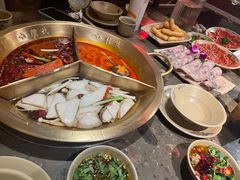 -小龙坎火锅(湖滨银泰in77店)