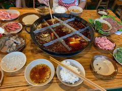 -岗上渣渣老火锅(两路口店)