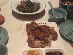 -老周家酱卤猪蹄私房菜(克拉玛依西街店)