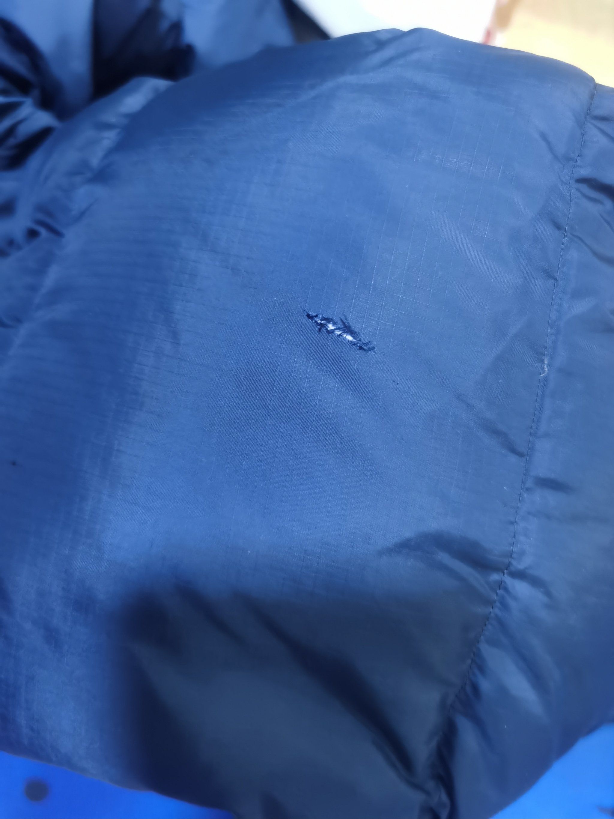 羽绒服破洞修补