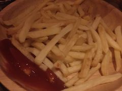 -Helens海伦司小酒馆(复旦大学店)