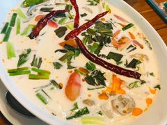 -Chom Cafe and Restaurant