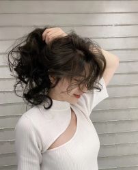 -东秀护肤造型