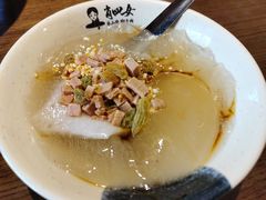 -肖四女乐山跷脚牛肉(南汇大学城生活广场店)