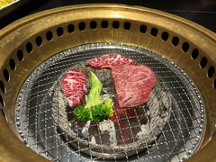 -山川小町·极番烧肉(新地假日广场店)