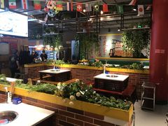 -钢管厂五区小郡肝串串香(滨江店)