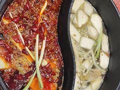 -沸炉重庆老火锅(军事博物馆店)