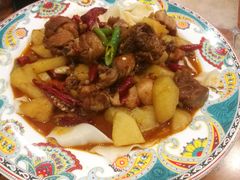 新疆沙湾大盘鸡-巴依老爷新疆美食(魏公村店)