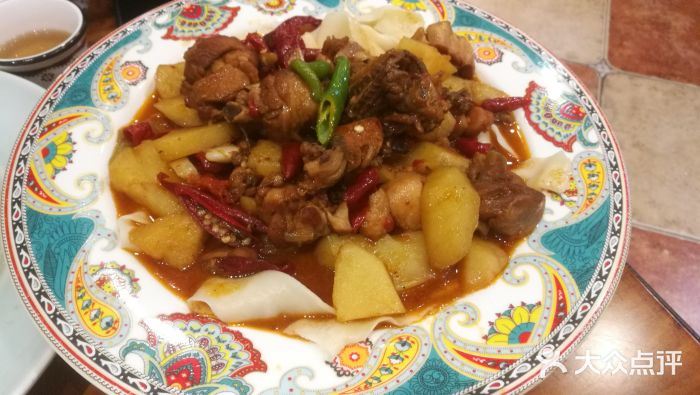巴依老爷新疆美食(魏公村店)新疆沙湾大盘鸡图片