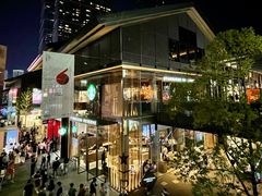-星巴克臻选(成都太古里店)