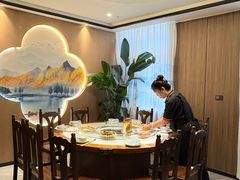 -乡土黄·鲜牛肉火锅·小龙虾(兴业街店)