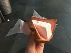 -詹爷爷乌节路街头冰淇淋