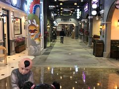 -吾悦广场(南京鼓楼店)