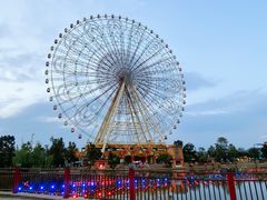 -七彩云南欢乐世界