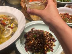-洞庭土菜小炒馆(易发广场店)