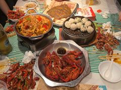 -老街烧烤大排档·地道湖北菜·龙虾馆(汉口火车站店)