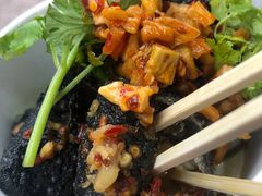 -黑色经典臭豆腐·湖南特产(步行街店)