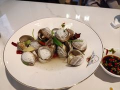 -嗨辣小聚·盘锦河蟹·海鲜烧烤龙虾(盘锦十年好店)