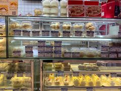 -白玉兰食品甜凤店(合生汇店)