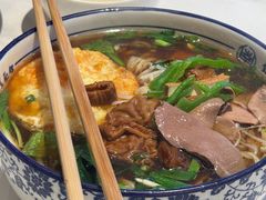 -镇南锅盖面馆(解放路店)